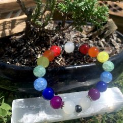 7 Chakra Bracelet - Glass Stone